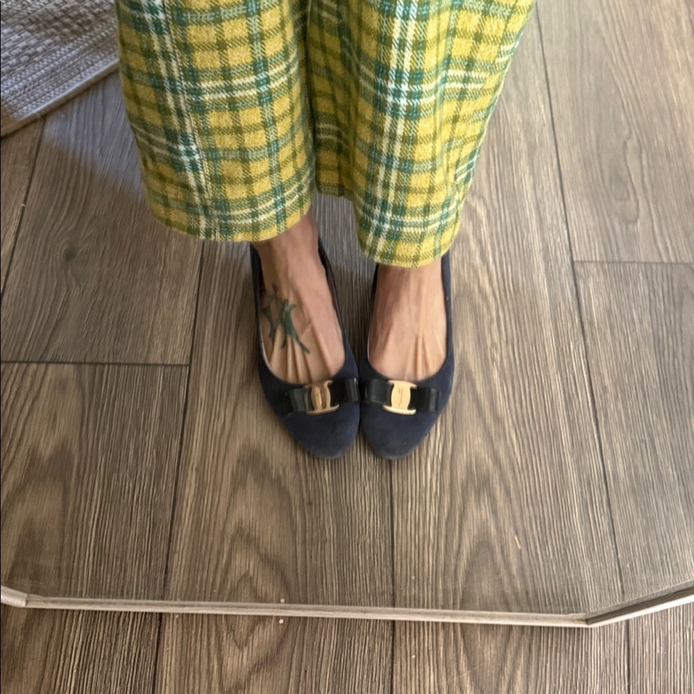 Salvatore Ferragamo Navy Suede Bow Flats with Gold Accent - Picture 9 of 14